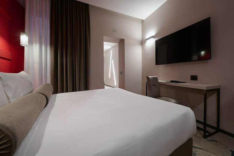 Mytale Creative Academy Hotel
