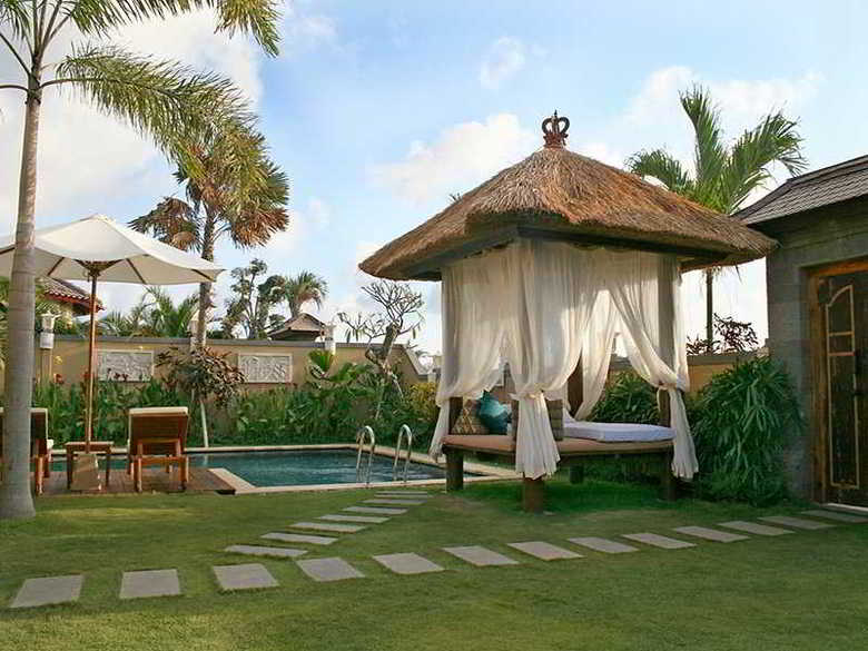 Hotel The Beverly Hills Bali