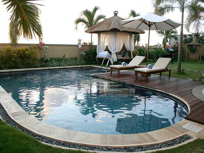 Hotel The Beverly Hills Bali