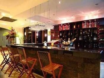 Hotel The Beverly Hills Bali