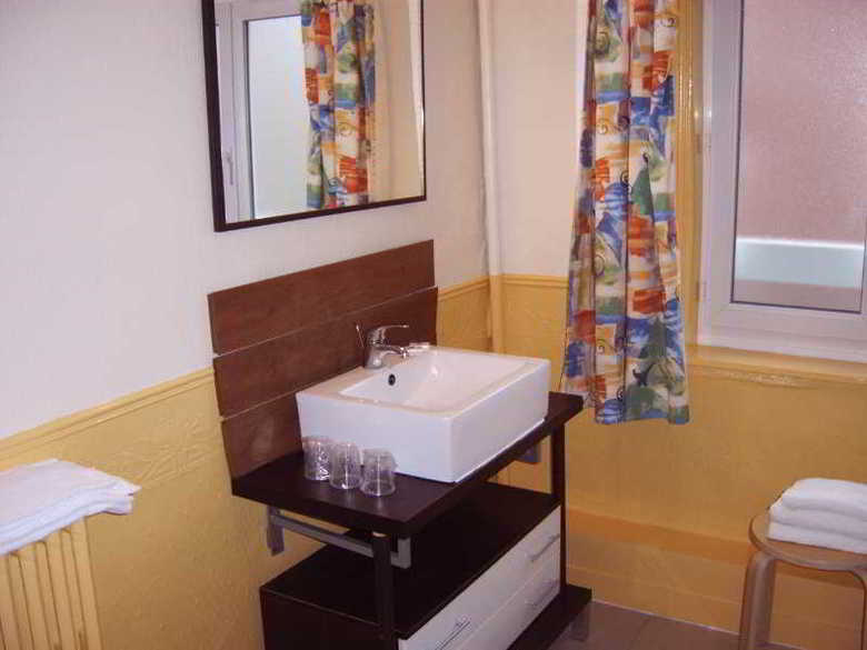 Hotel D'angleterre (.)