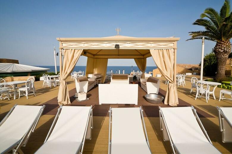 Hotel NH Venus Sea Garden