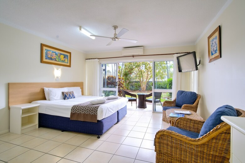 Hotel Cairns Queenslander