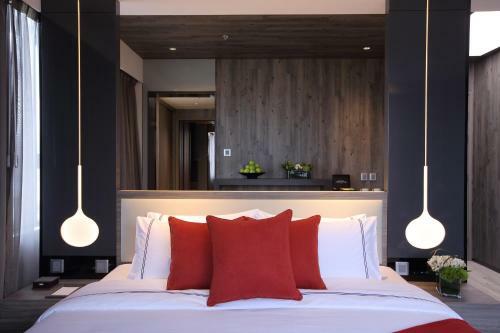 The Perkin Hotel