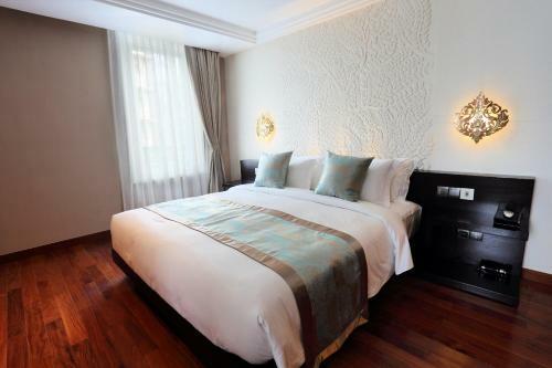 Arunreas Hotel