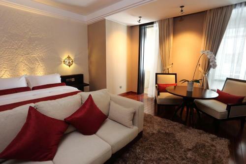 Arunreas Hotel