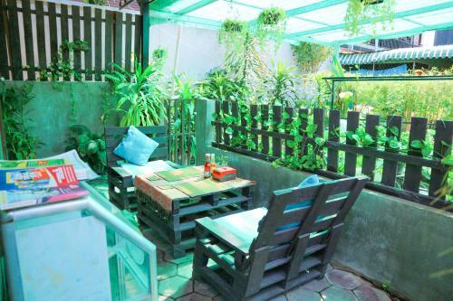 Hostal Old Khmer House 2