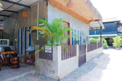 Hostal Old Khmer House 2