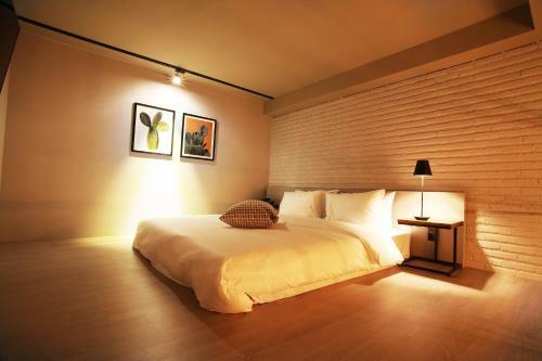 Hound Hotel