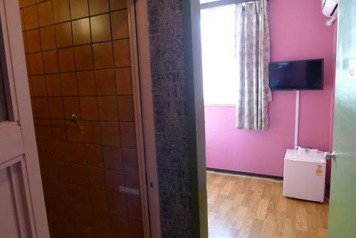 The House Hostel