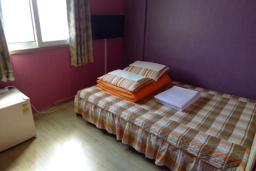 The House Hostel
