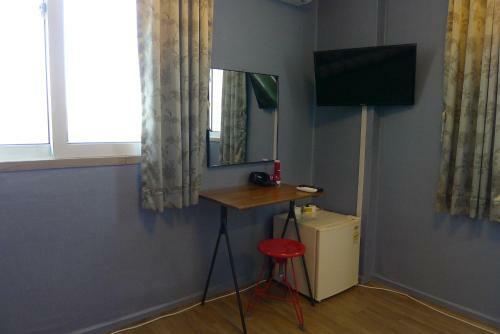 The House Hostel