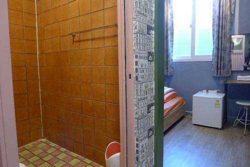 The House Hostel