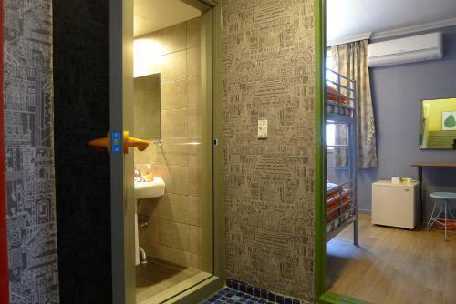 The House Hostel