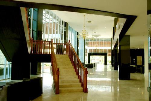 Merapi Merbabu Hotels & Resort Bekasi