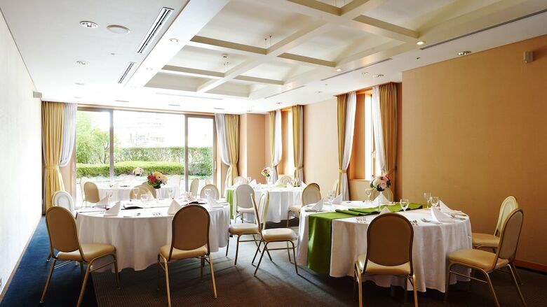 Hotel Ana Holiday Inn Sendai