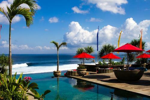 The Palms Ceningan Hotel
