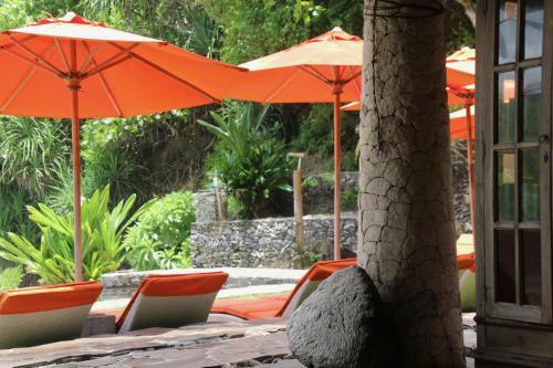 Villa Trevally