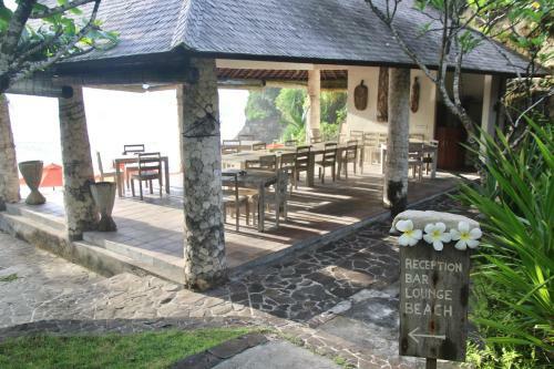 Villa Trevally