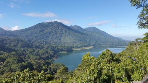 Bed & Breakfast Meme Royak Homestay