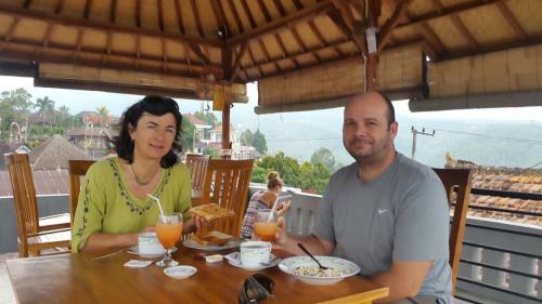 Bed & Breakfast Meme Royak Homestay