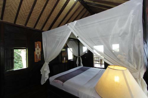 Melanting Cottages
