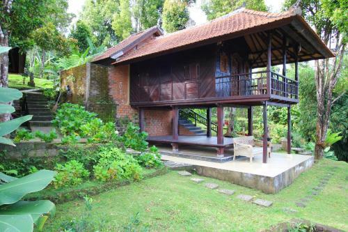 Melanting Cottages