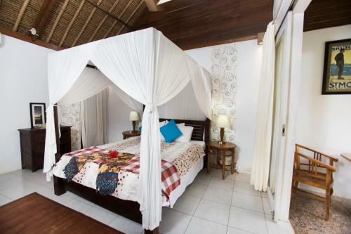 Villa Waru