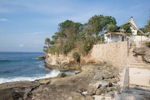 Villa Waru