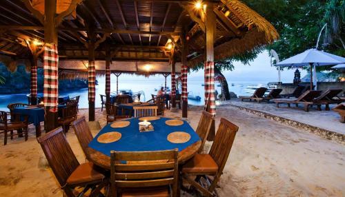 Lumbung Bali Huts