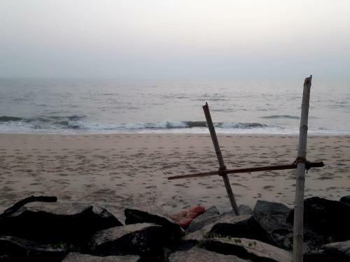 Kizhunnarocks Beach Resort