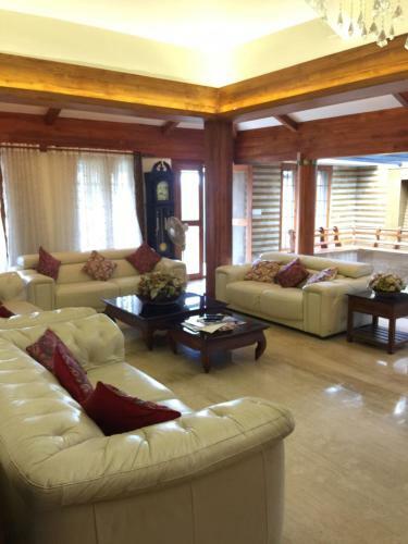 Aratt Mansion