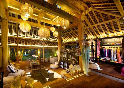 Hotel Blue Karma Resort