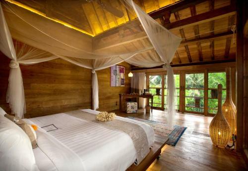 Hotel Blue Karma Resort