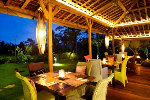 Hotel Blue Karma Resort