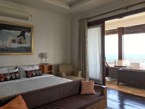 Indigo Dream Villa