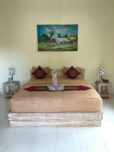 Hostal Romeo Beachfront Bungalow