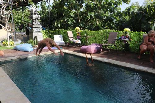 Hostal Bombora Surf Camp