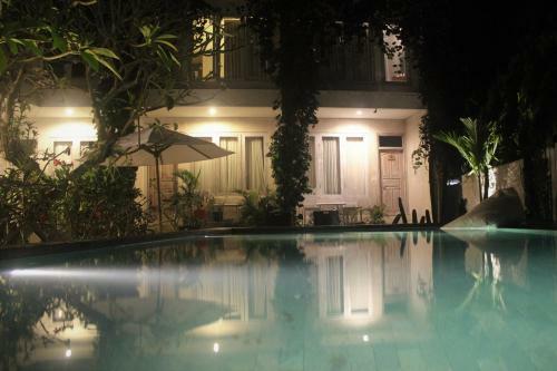 Hostal Bingin Inn
