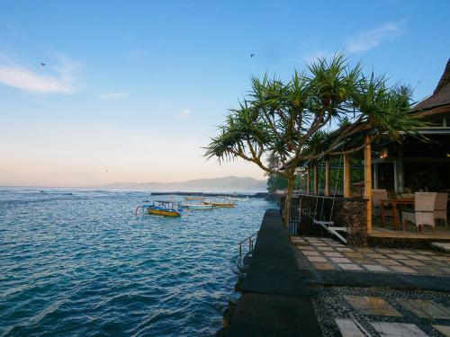Alam Asmara Dive Resort
