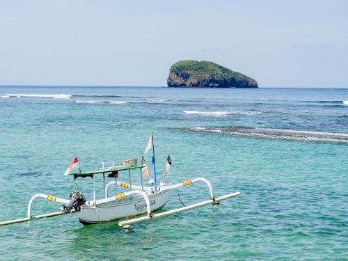 Alam Asmara Dive Resort