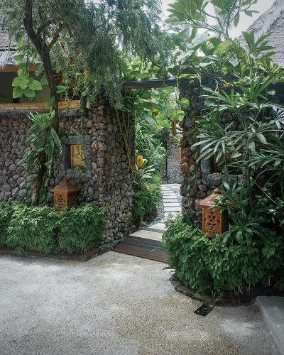 Alam Asmara Dive Resort