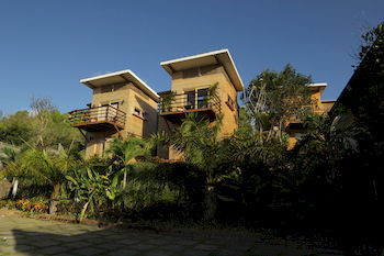 Bali Green Hills