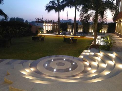 Hotel Country Inn & Suites By Radisson Jammu