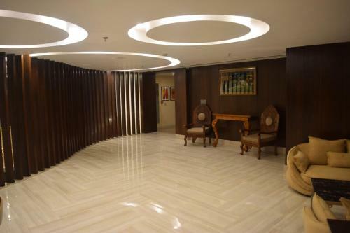Hotel Country Inn & Suites By Radisson Jammu