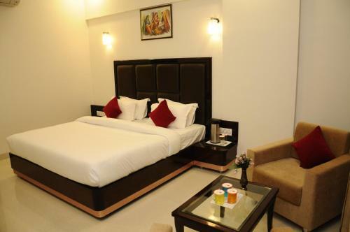 Hotel Chandra Imperial