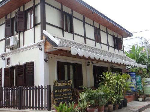 Hostal Villa Somphong