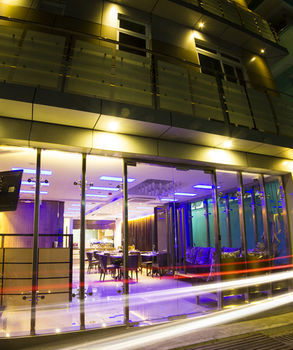 Laze Hotel