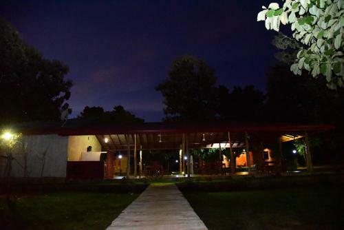 Hotel Indika Lake Resort