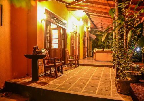 Hostal Araliya Gardens